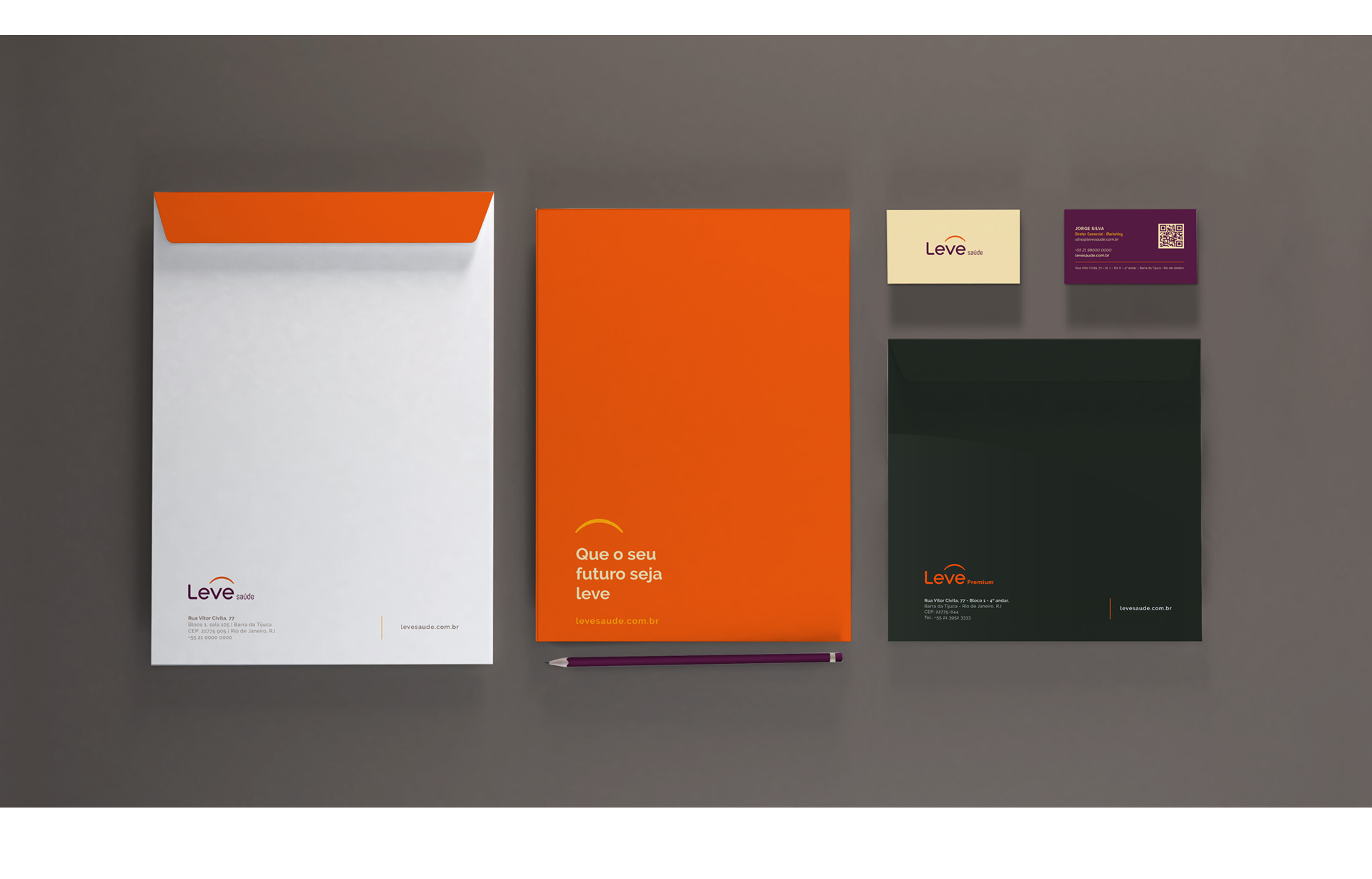 Branding, Material Gráfico, Projeto de Ambientação & Sinalização Leve Saúde